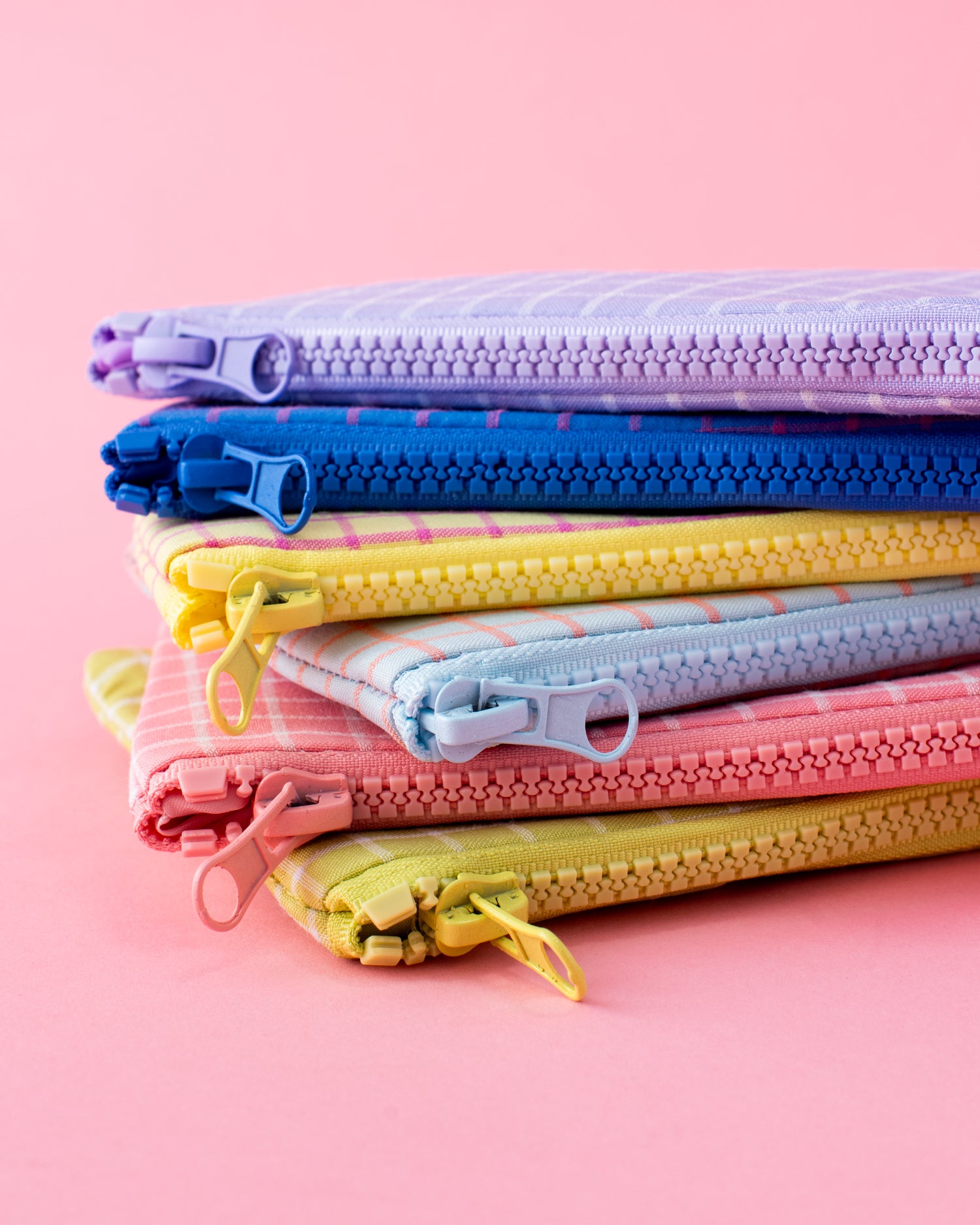 Grid Zipper Pouch