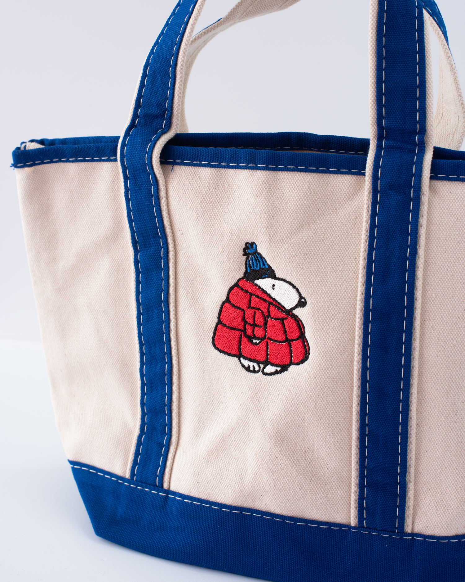 Puffy Coat Snoop Tote
