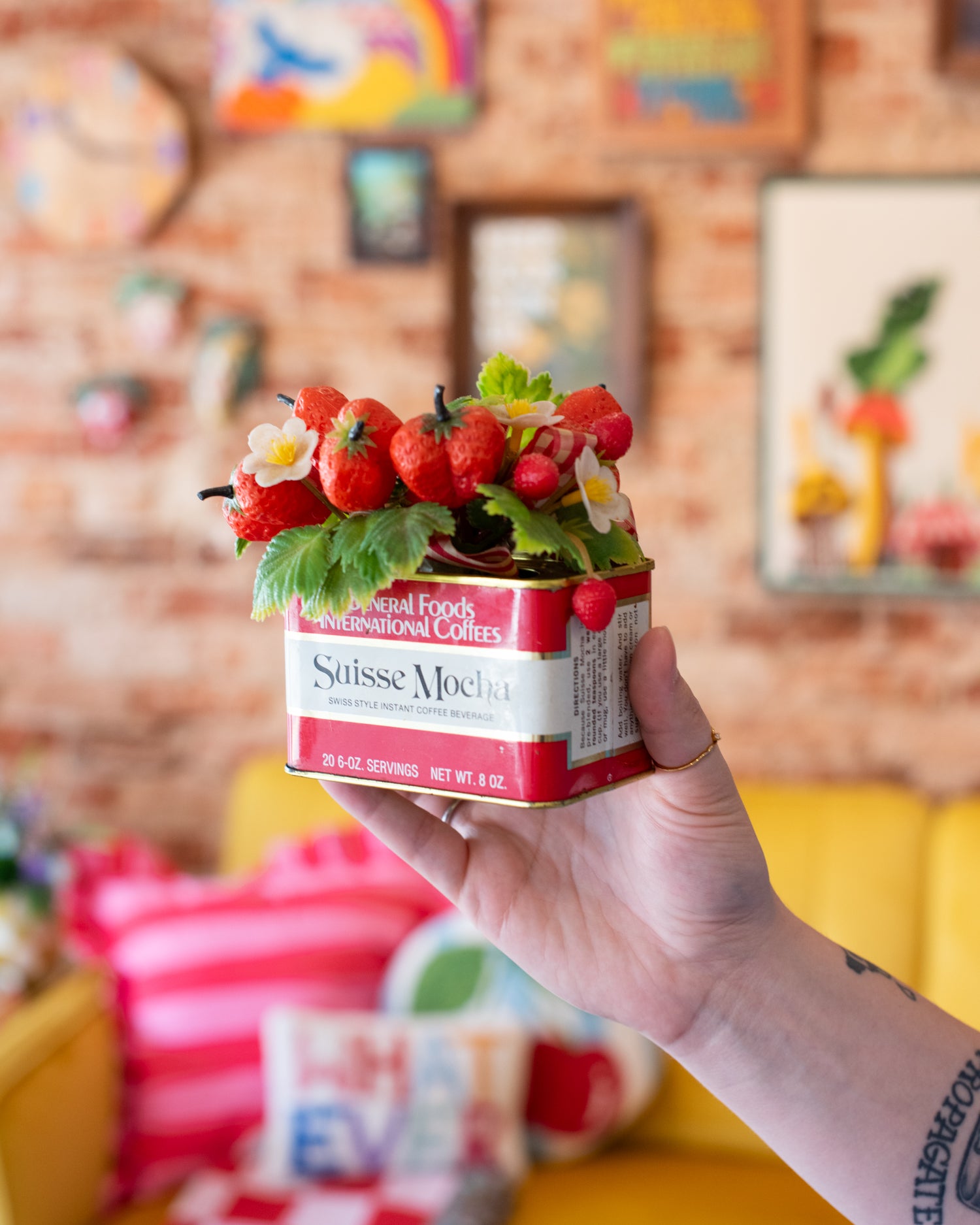 Vintage Strawberry Bouquet Coffee Tin