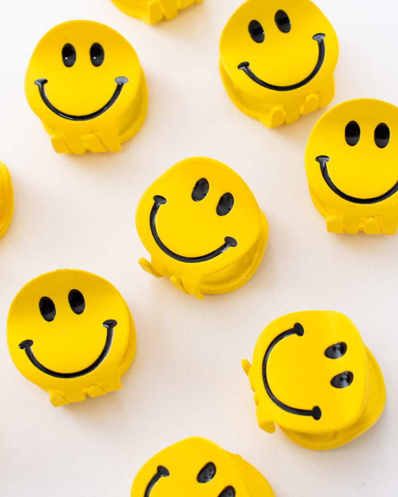 yellow smiley hair claw clips